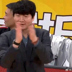斗地主-总决赛看醒山东队，邱彪选外援得长点心了！|山东男篮|上海男篮|王哲林|任骏飞|球员_新浪体育_新浪新闻